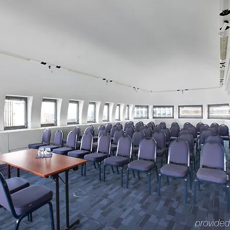 Citadines Toison D'or Brussels 3* Saint-Gilles